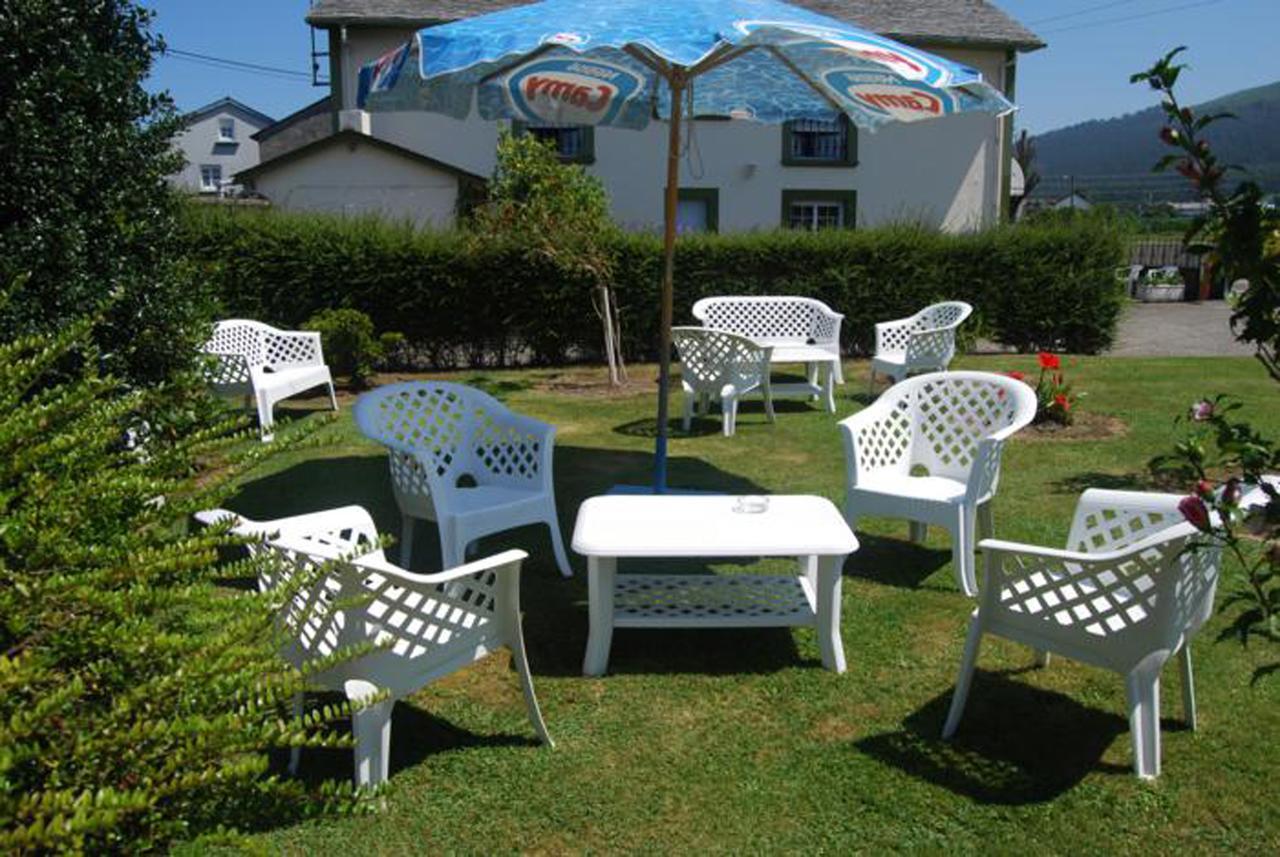Luarca Zabala Hotel Almuna Bagian luar foto